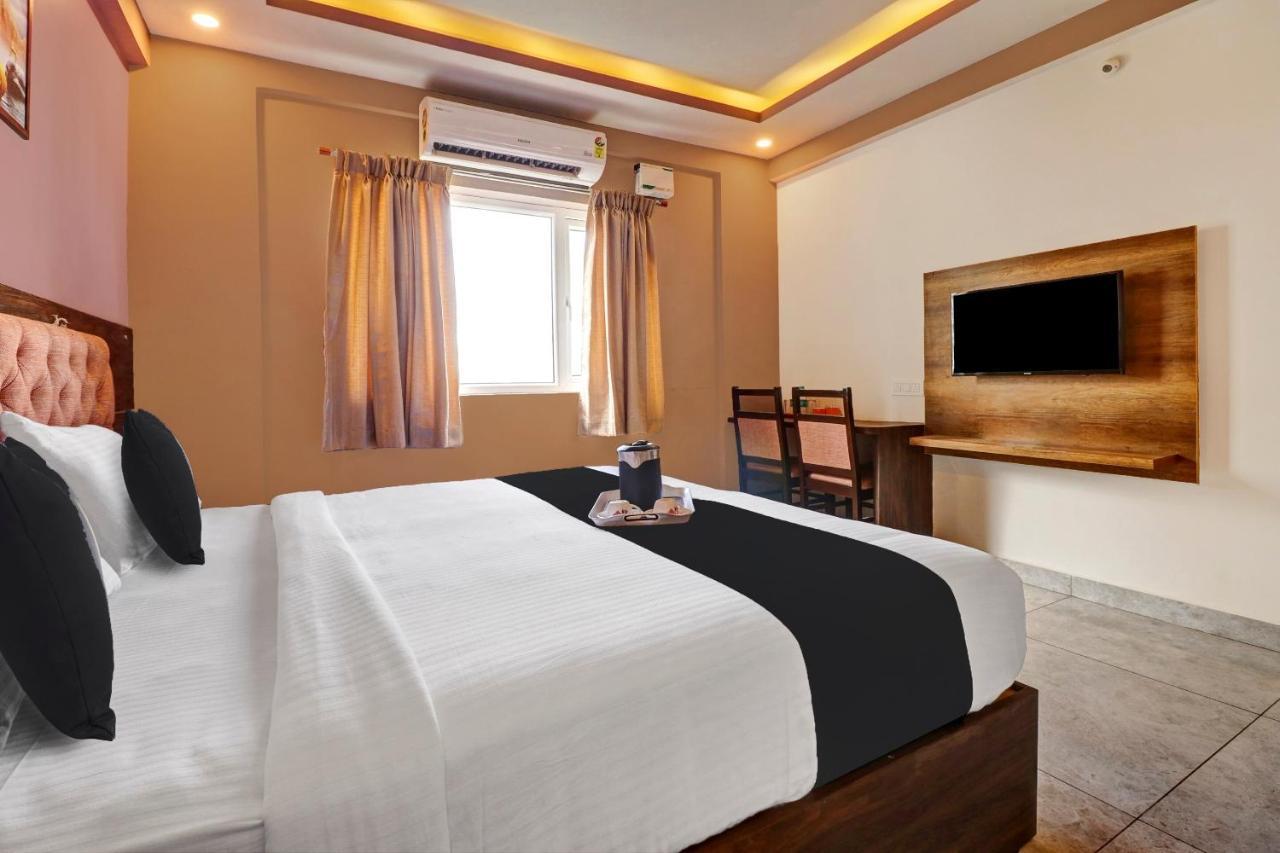 Townhouse Oak Dreamland Suites Yelahanka Exterior foto